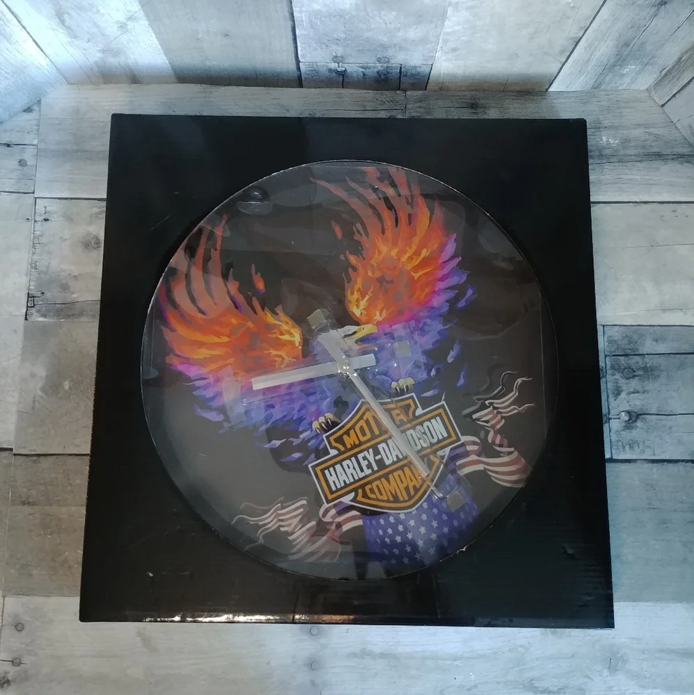 Harley Davidson Flaming Wings American Banner Glass Wall Clock VERY RARE
